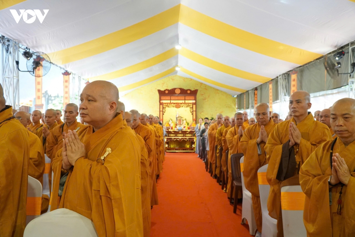 tp.hcm to chuc cau sieu liet sy, dong bao yeu nuoc tai cong vien le thi rieng hinh anh 2