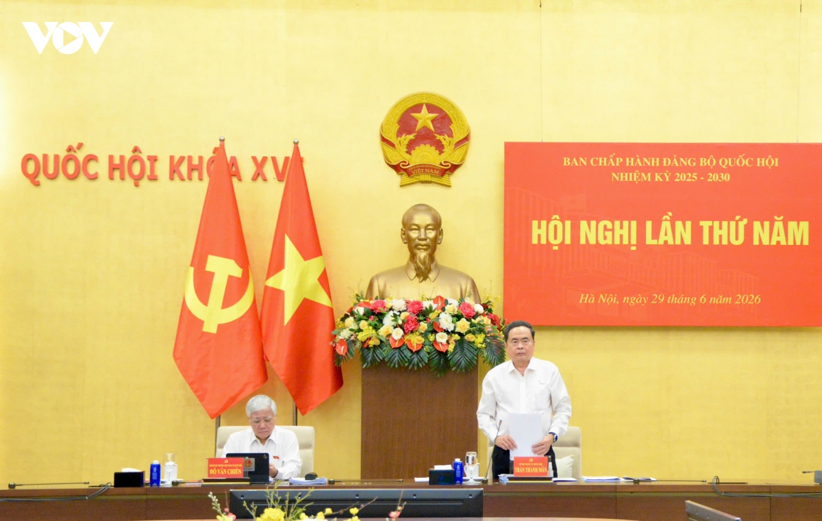 chu tich quoc hoi nang cao chat luong tham tra, phan bien chinh sach, giam sat thuc thi hinh anh 2