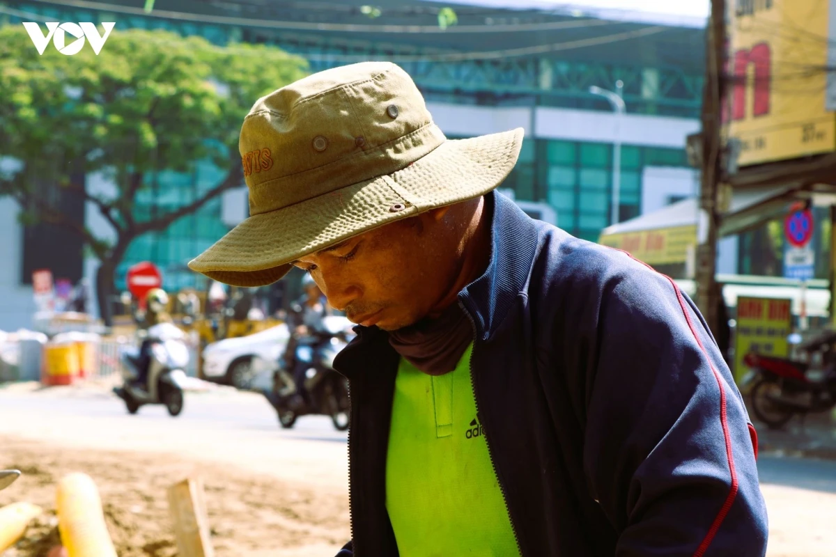 nhoc nhan muu sinh duoi cai nang bong rat o mien trung hinh anh 5