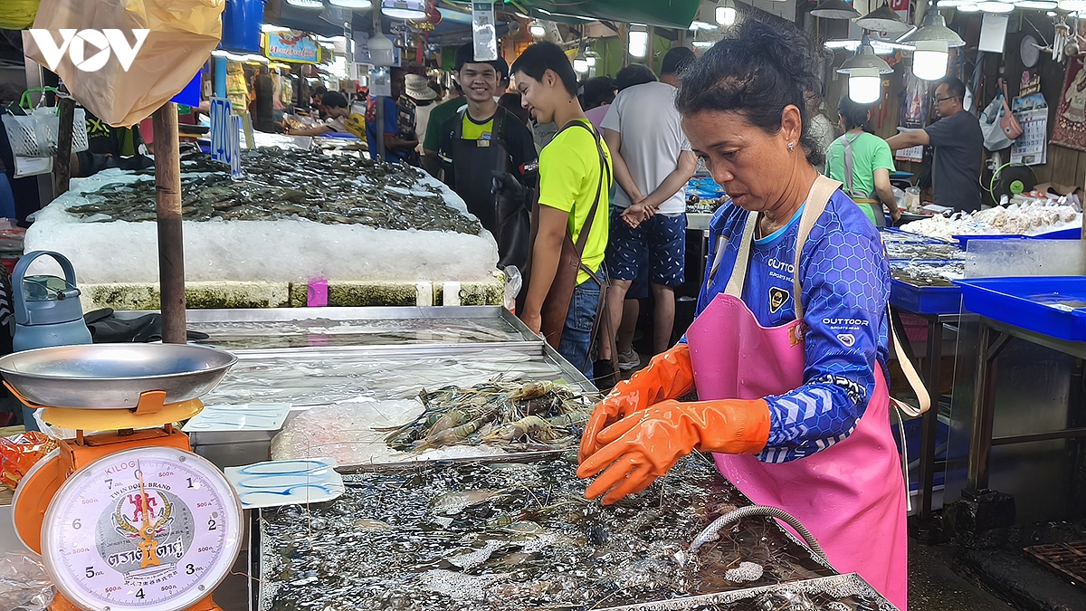 na kluea market toa do buy cook cuc hot danh cho tin do am thuc tai pattaya hinh anh 15