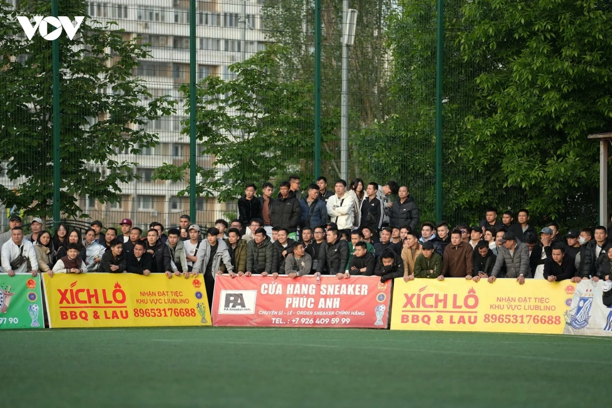 Doi fc thanh hoa sadovod gianh cup vang giai bong da liga sadovod 2026 tai nga hinh anh 3