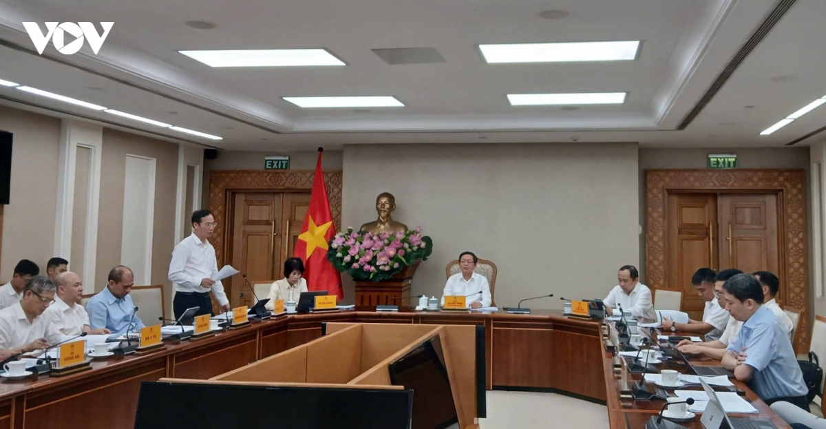 pho thu tuong tap trung hinh thanh he thong phong nghien cuu hien dai hinh anh 2