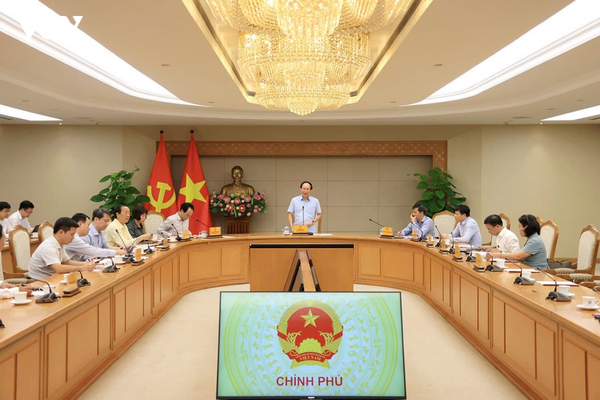 pho thu tuong le tien chau yeu cau doi moi co che quan ly bien che giao vien hinh anh 1
