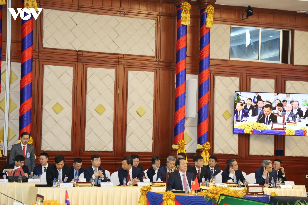 viet nam - lao - campuchia day manh hop tac an ninh, chong toi pham xuyen quoc gia hinh anh 2