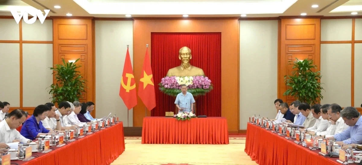 tong bi thu, chu tich nuoc to lam chu tri cuoc hop bcD so ket chinh quyen 3 cap hinh anh 2