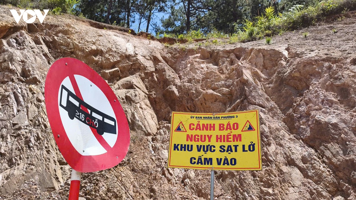 lam Dong chu dong phong ngua sat lo dat truoc cao diem mua mua lu hinh anh 3