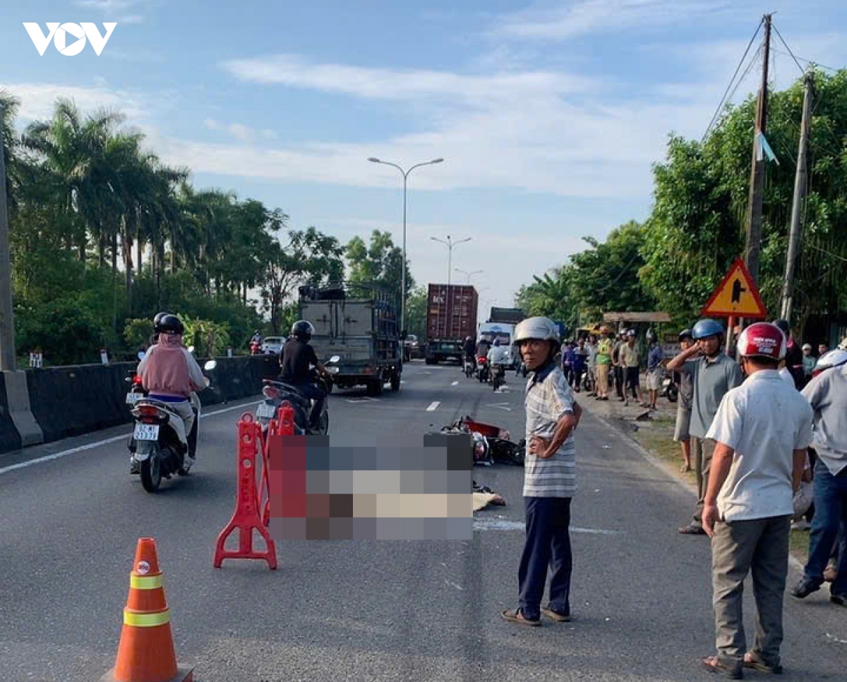 tai nan giao thong o Da nang, 1 nguoi tu vong hinh anh 1