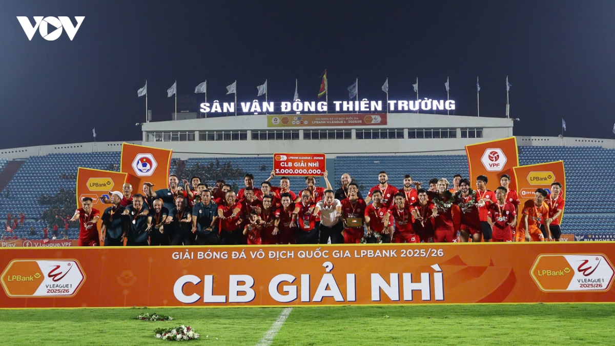 hlv popov viet tam thu sau khi the cong viettel gianh vi tri A quan v-league hinh anh 1