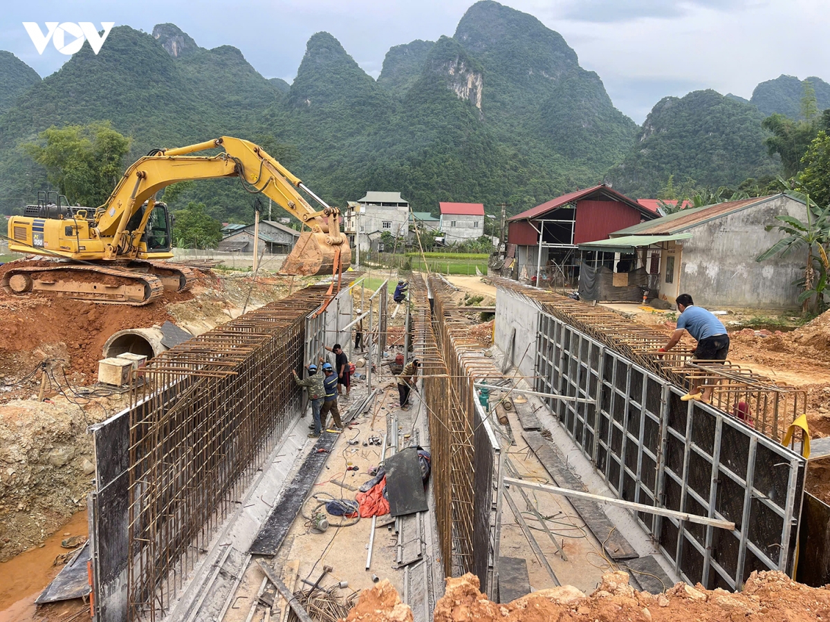 cao bang du an duong tranh truong ha tang toc ve dich truoc hen hinh anh 2