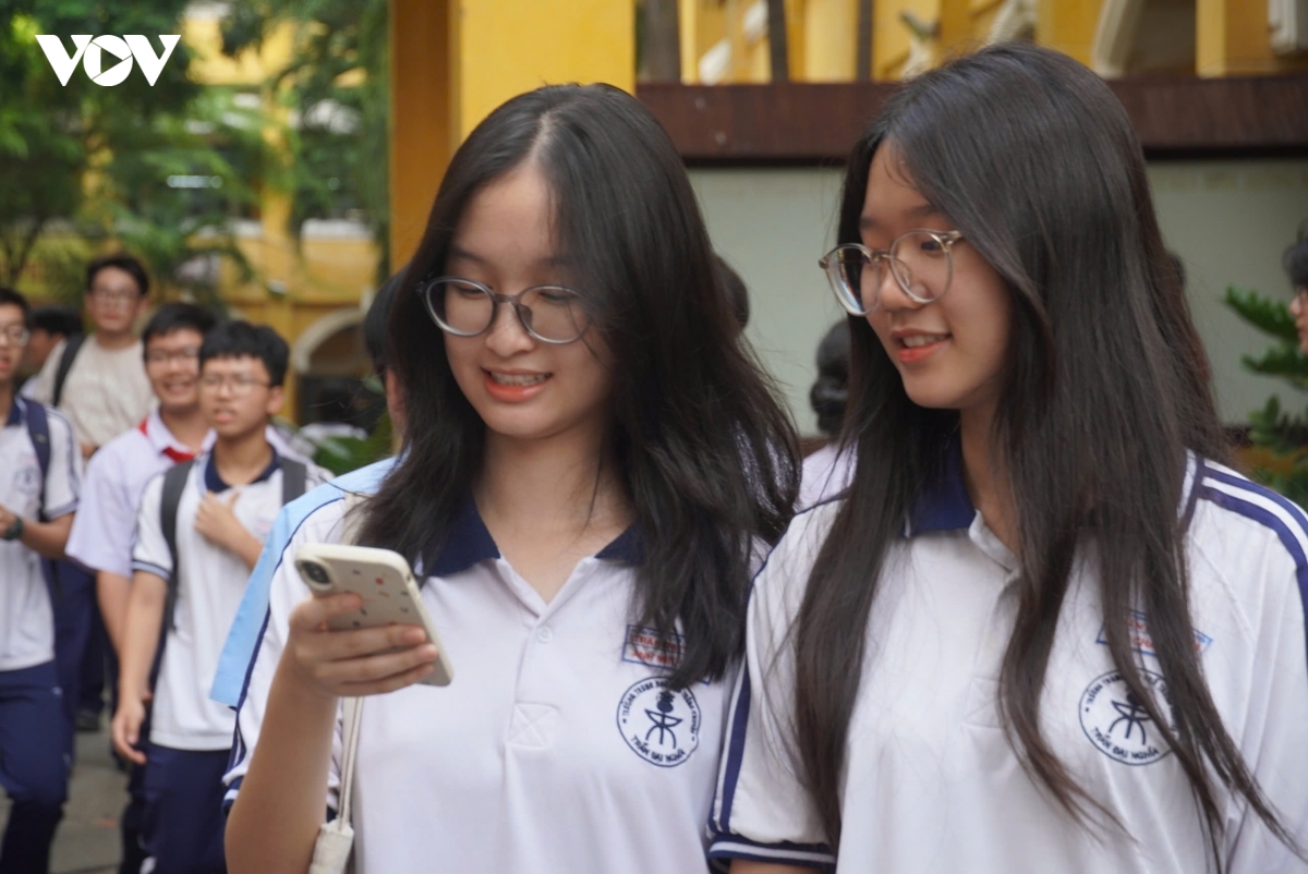 Thi tiếng Anh lớp 10 ở TP.HCM, có thí sinh làm bài chỉ hơn 20 phút