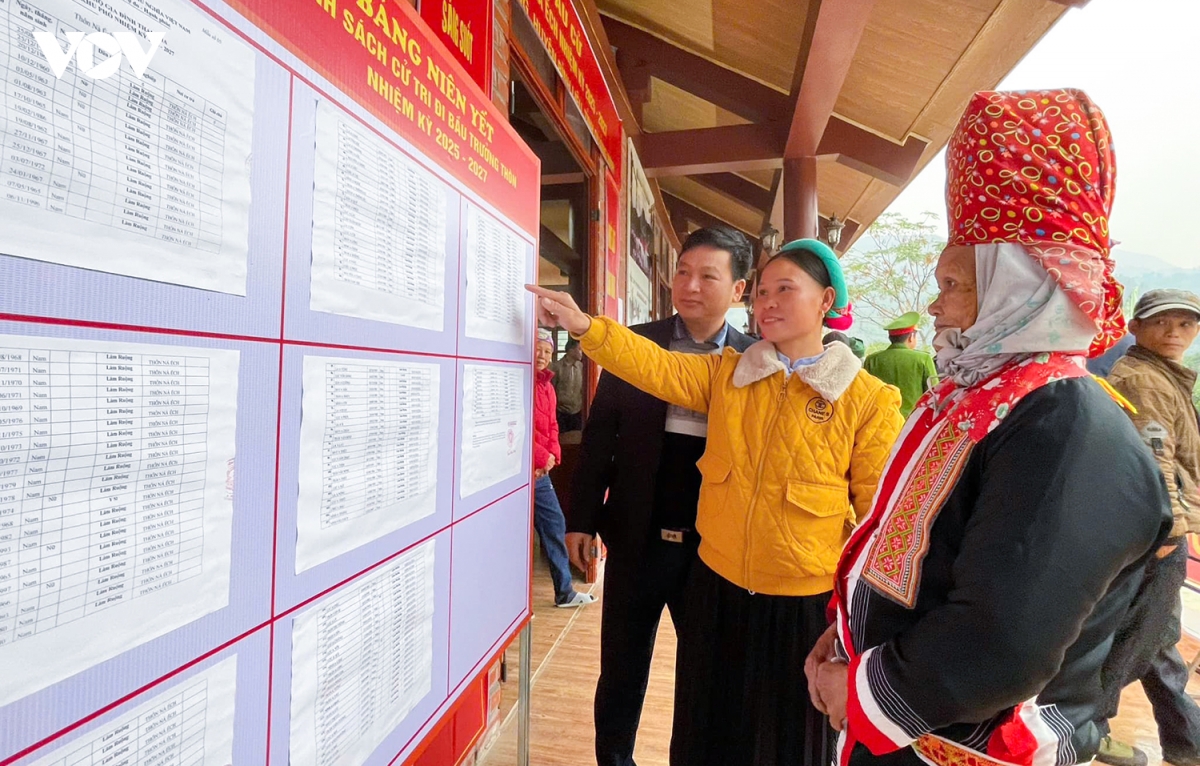 quang ninh tao su dong thuan cua nhan dan trong sap xep thon, ban, khu pho hinh anh 2