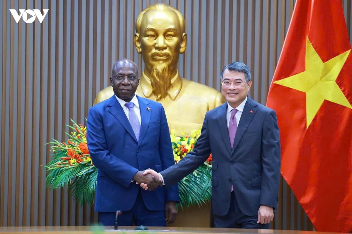 thu tuong le minh hung tiep bo truong ngoai giao cong hoa angola hinh anh 1