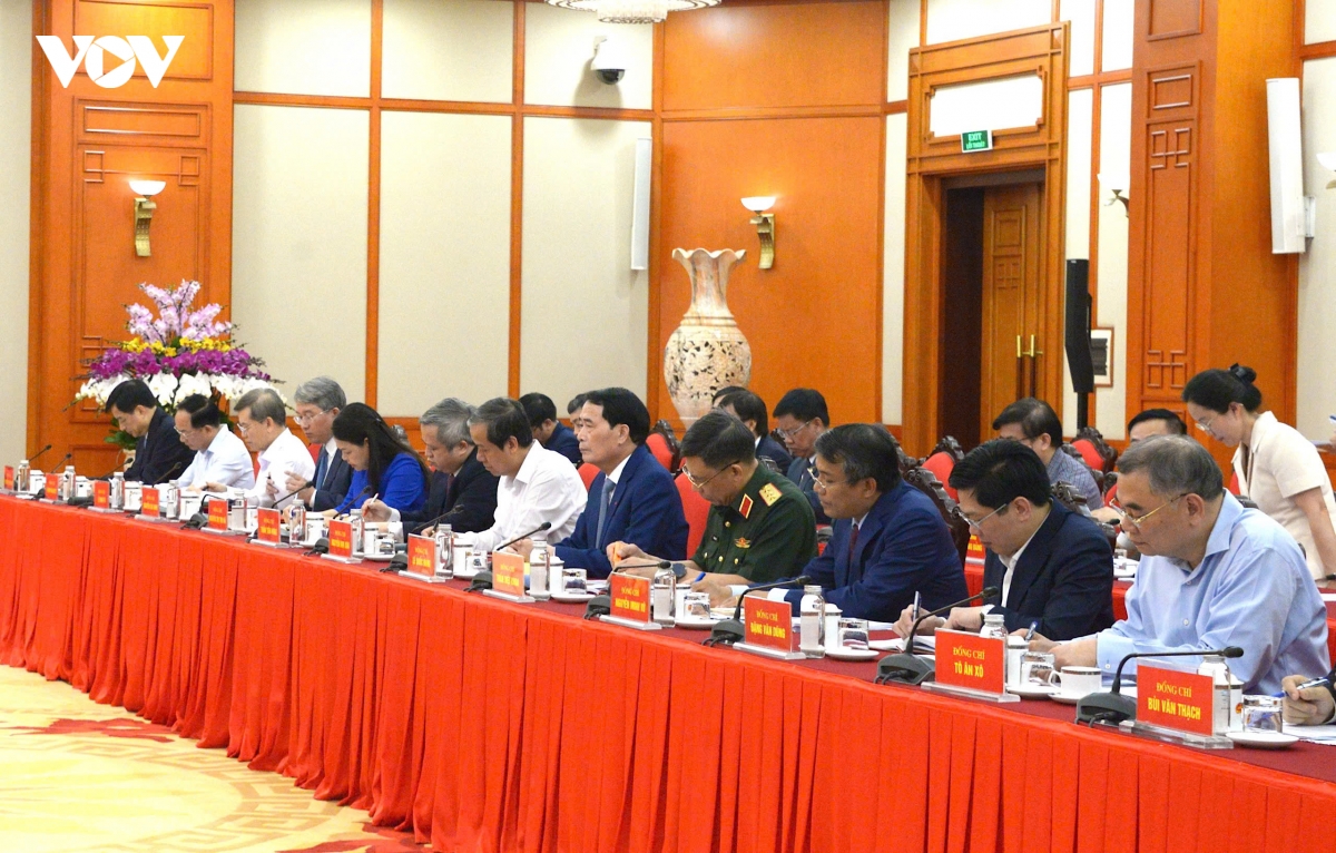 tong bi thu, chu tich nuoc to lam lam viec voi hoi dong ly luan trung uong hinh anh 4