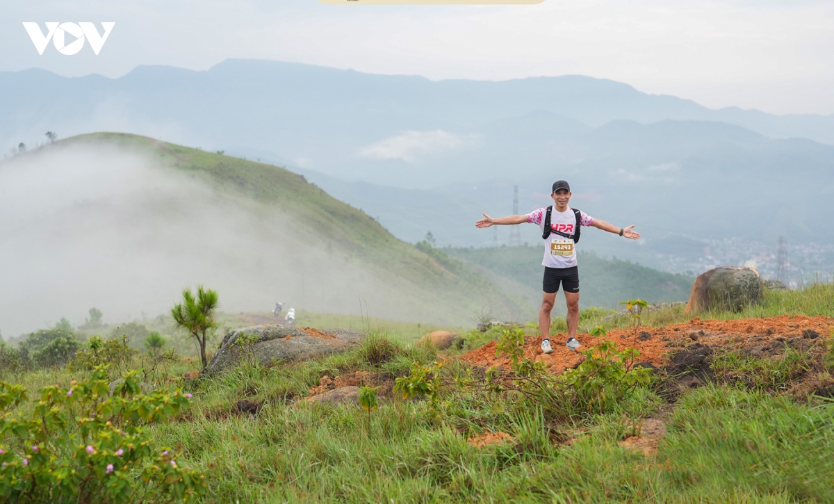 chinh phuc duong chay trail bang rung vuot nui o uong bi quang ninh hinh anh 3