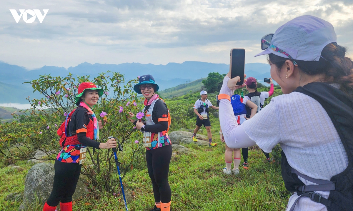 chinh phuc duong chay trail bang rung vuot nui o uong bi quang ninh hinh anh 7