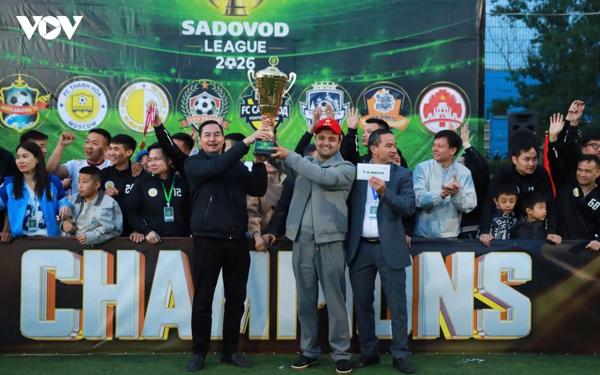 Doi fc thanh hoa sadovod gianh cup vang giai bong da liga sadovod 2026 tai nga hinh anh 1