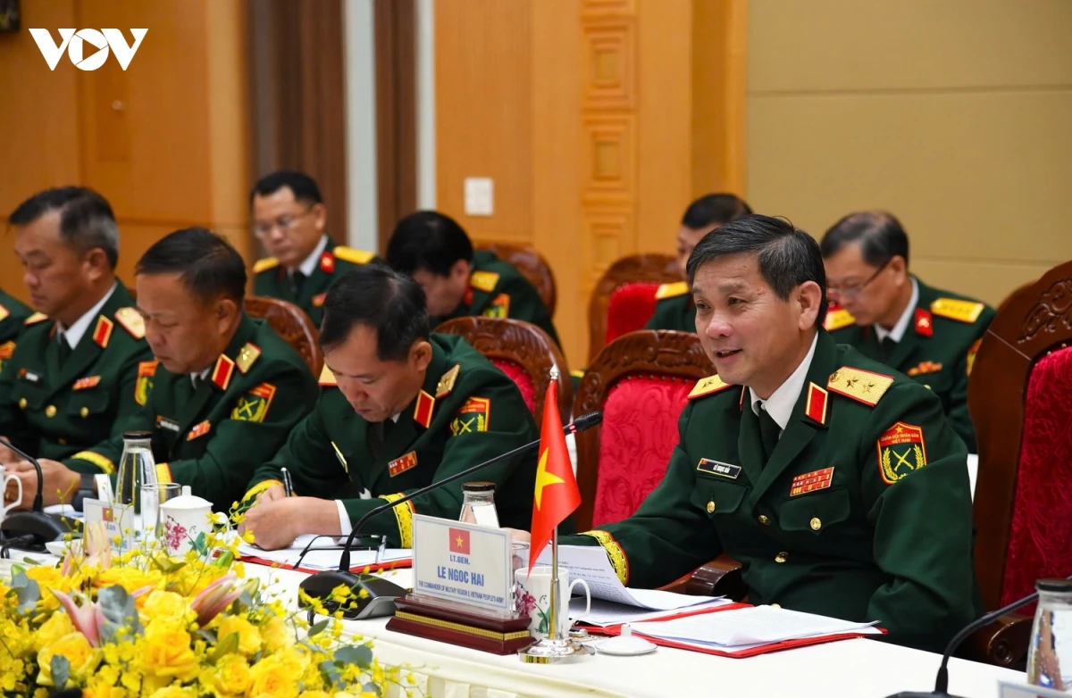 quan khu 5 viet nam va quan khu 1 campuchia phoi hop bao ve an ninh bien gioi hinh anh 2