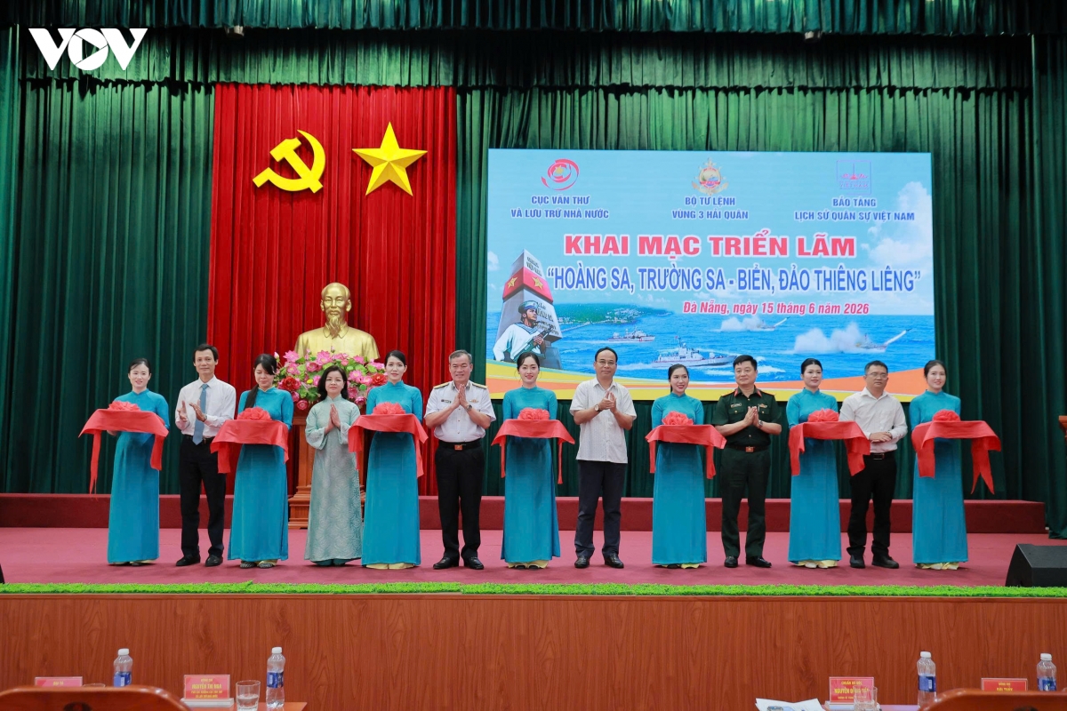tu lieu quy ve hoang sa, truong sa duoc gioi thieu tai Da nang hinh anh 1