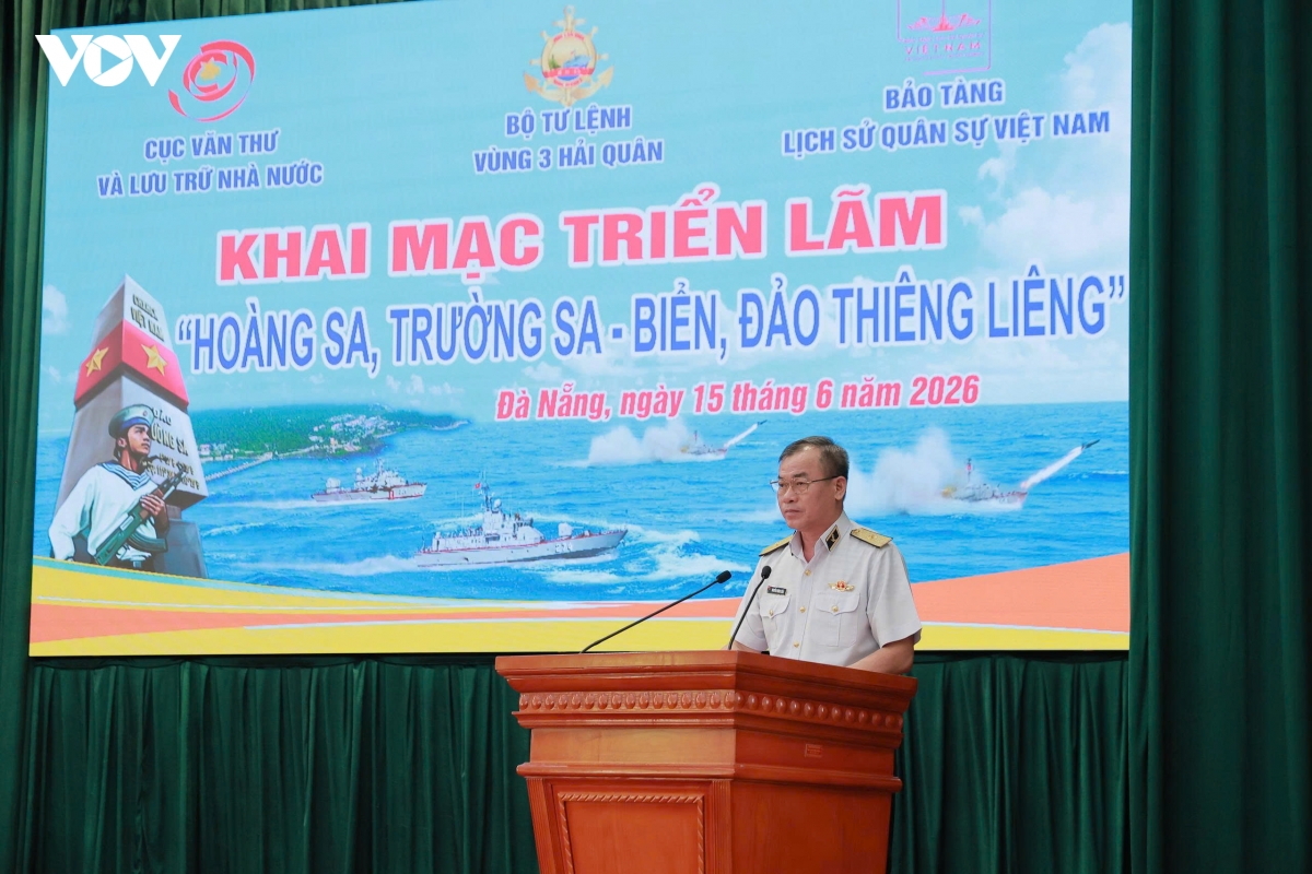 tu lieu quy ve hoang sa, truong sa duoc gioi thieu tai Da nang hinh anh 3