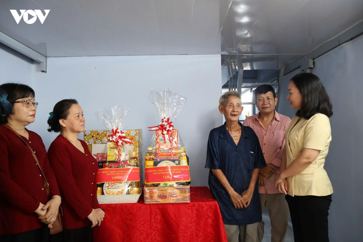 an sinh xa hoi - chinh sach co theo kip doi song do thi hinh anh 6