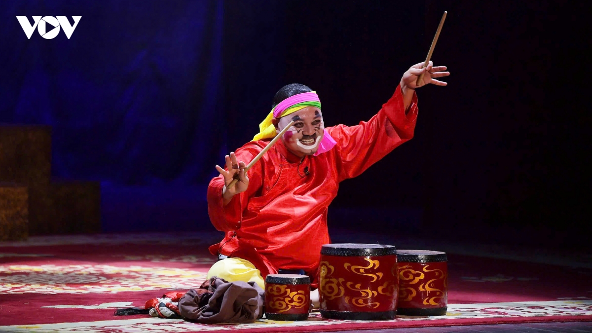 bi mat trieu dai phep thuat lan gio moi cho san khau tuong, cheo, cai luong hinh anh 6