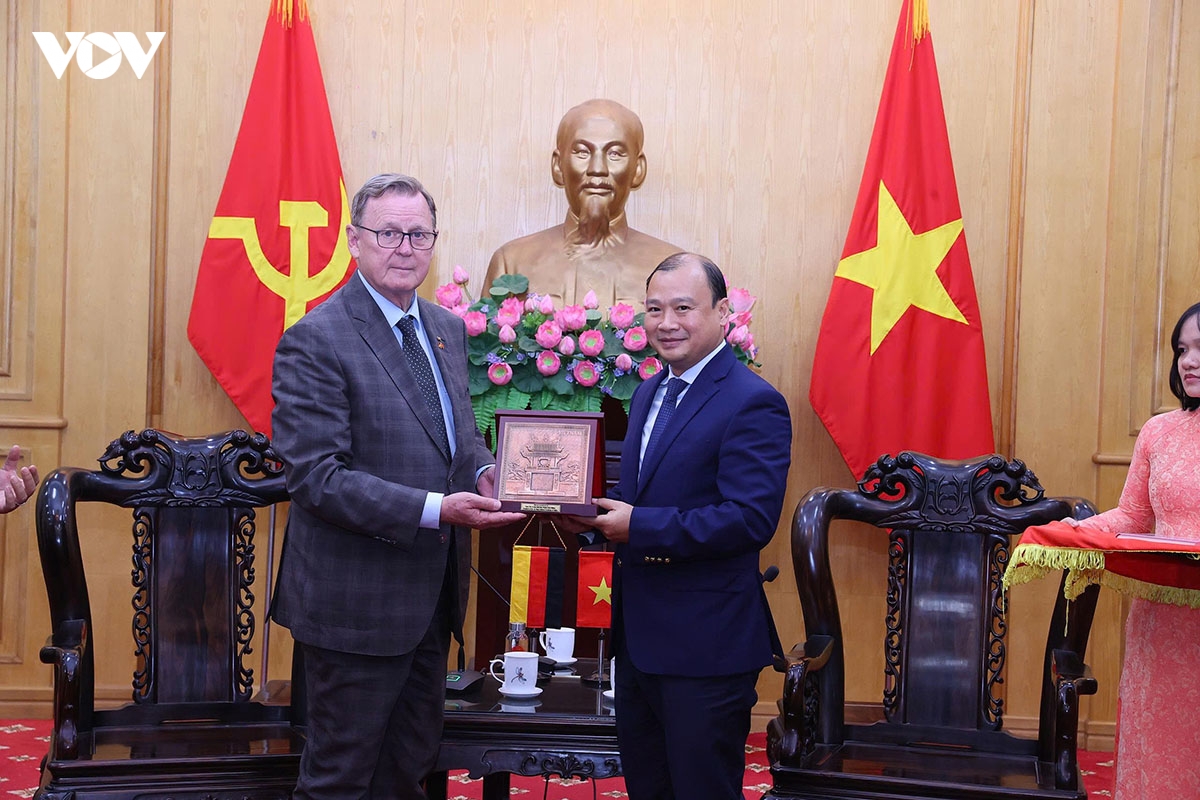 tang cuong quan he doi tac chien luoc va hop tac giao duc viet nam - Duc hinh anh 3