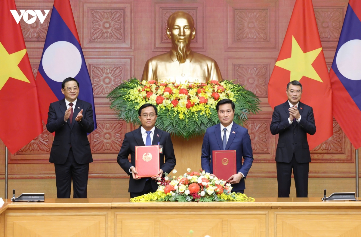 viet nam va lao trao nhieu van kien hop tac quan trong hinh anh 4