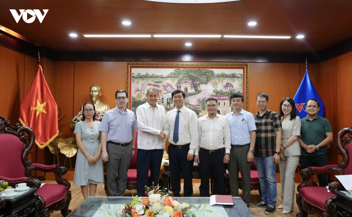 lanh dao vov tiep Dai su dac menh toan quyen cong hoa mexico tai viet nam hinh anh 4