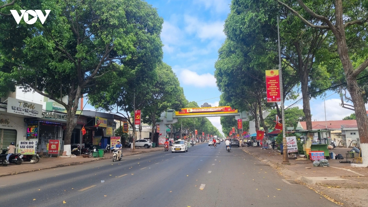 trao quyen thuc chat, mo dat kien tao hinh anh 1