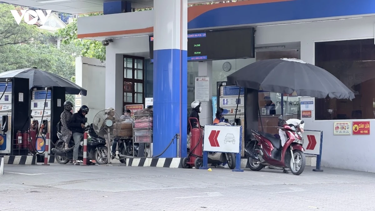xang sinh hoc e10 ban toan quoc, o ha noi rat it cua hang co xang e5 hinh anh 5