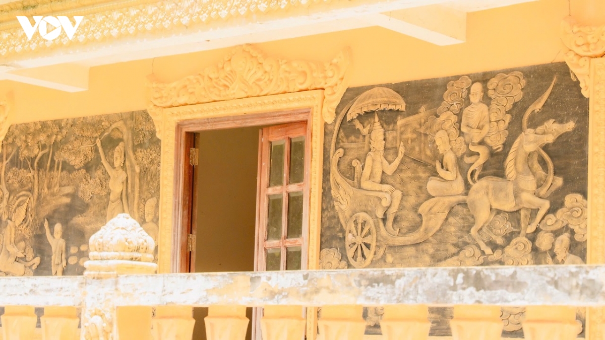 chua vam ray dau an kien truc angkor ruc ro giua mien tay hinh anh 12