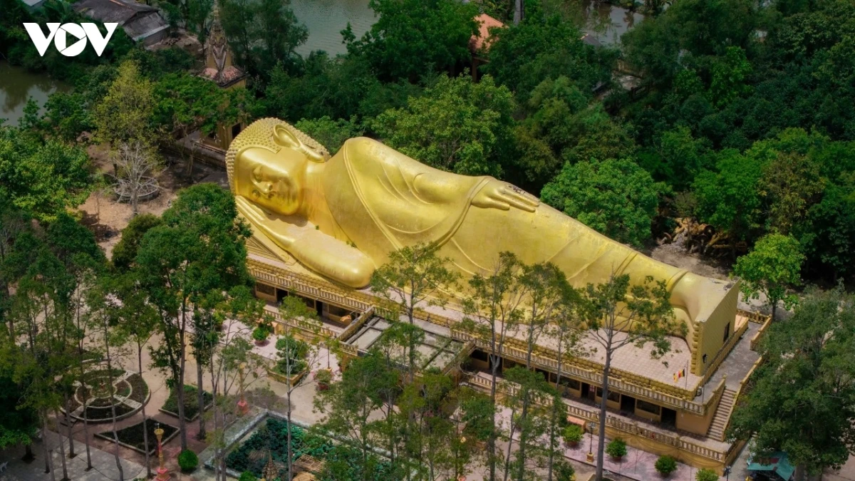 chua vam ray dau an kien truc angkor ruc ro giua mien tay hinh anh 2