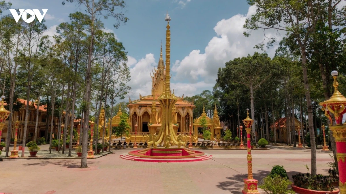 chua vam ray dau an kien truc angkor ruc ro giua mien tay hinh anh 5