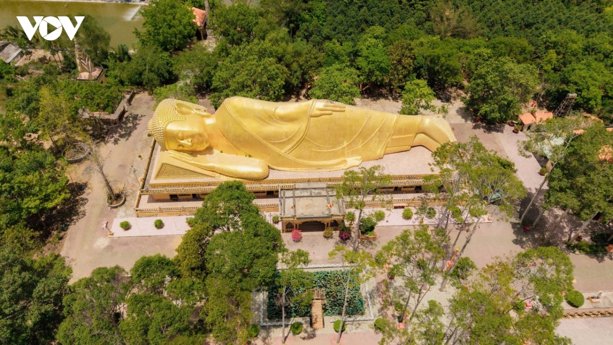 chua vam ray dau an kien truc angkor ruc ro giua mien tay hinh anh 7