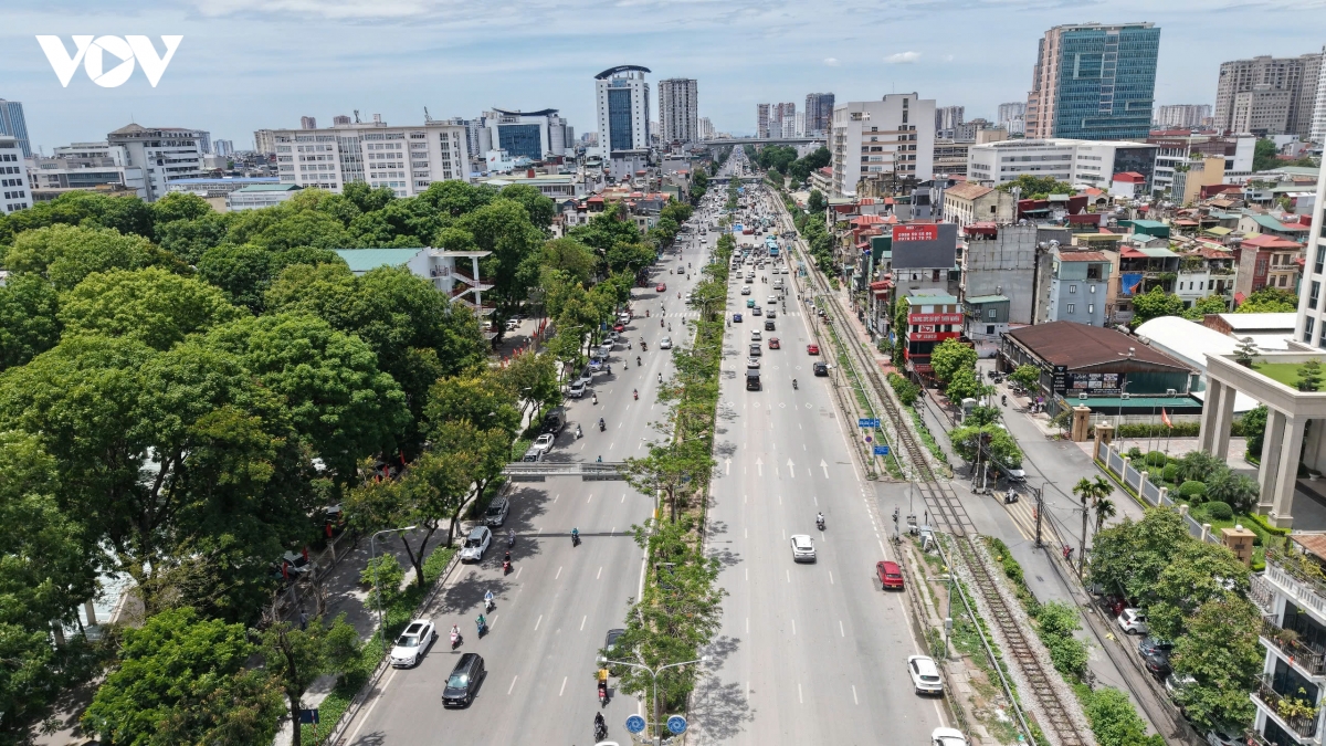 toan canh duong sat bac - nam tu ga ha noi den ga ngoc hoi hinh anh 8