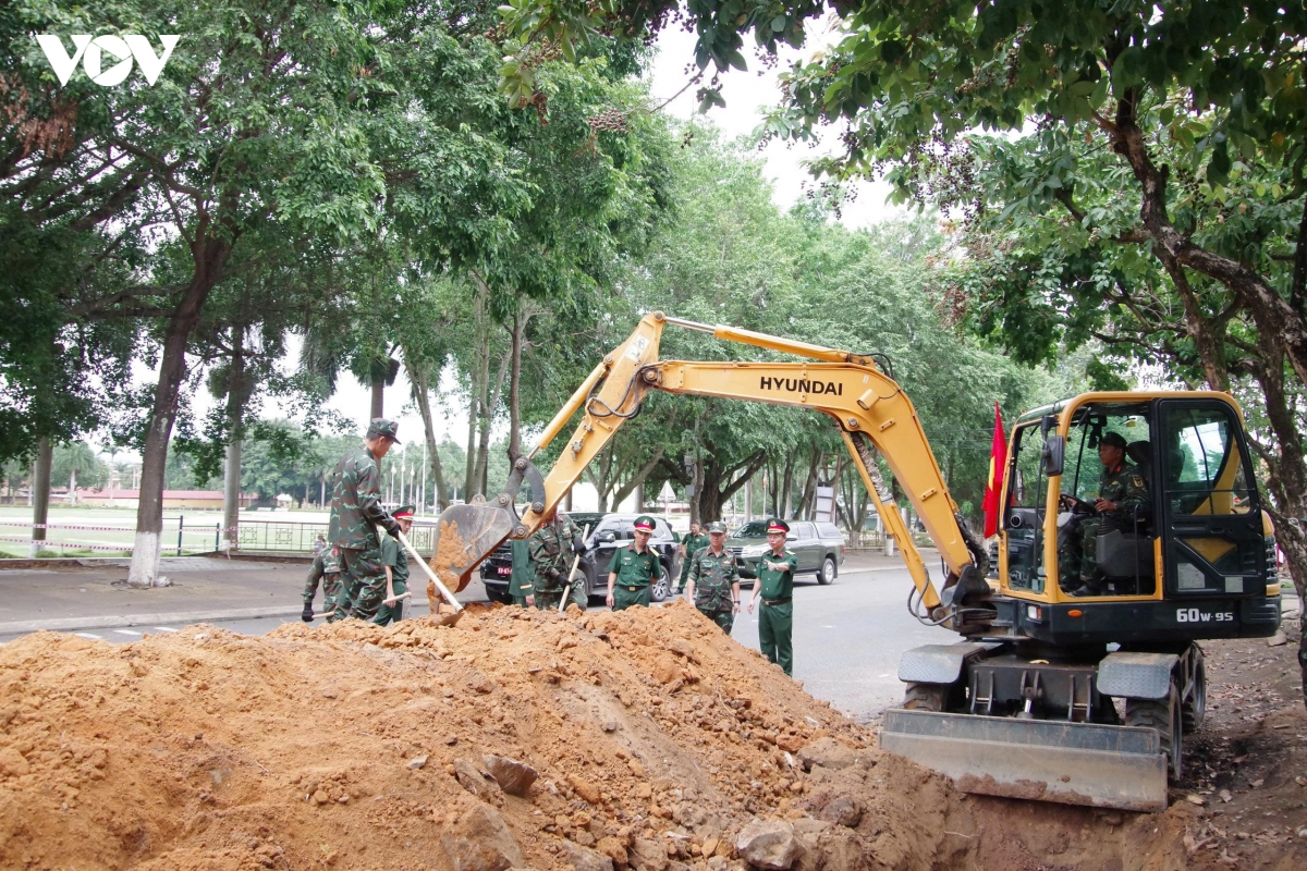 quang ngai tim kiem, quy tap hai cot liet si o duong truong chinh den het 2026 hinh anh 1