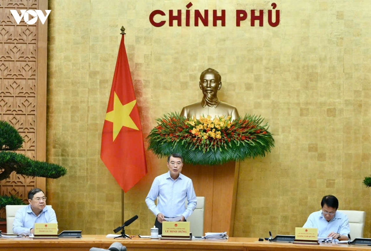 thu tuong le minh hung chu tri phien hop chuyen de phap luat hinh anh 2