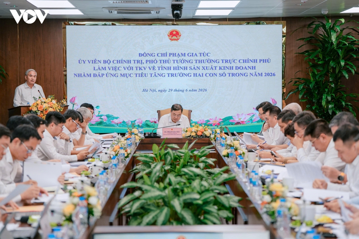 pho thu tuong pham gia tuc lam viec voi tkv ve tang truong nganh than hinh anh 1
