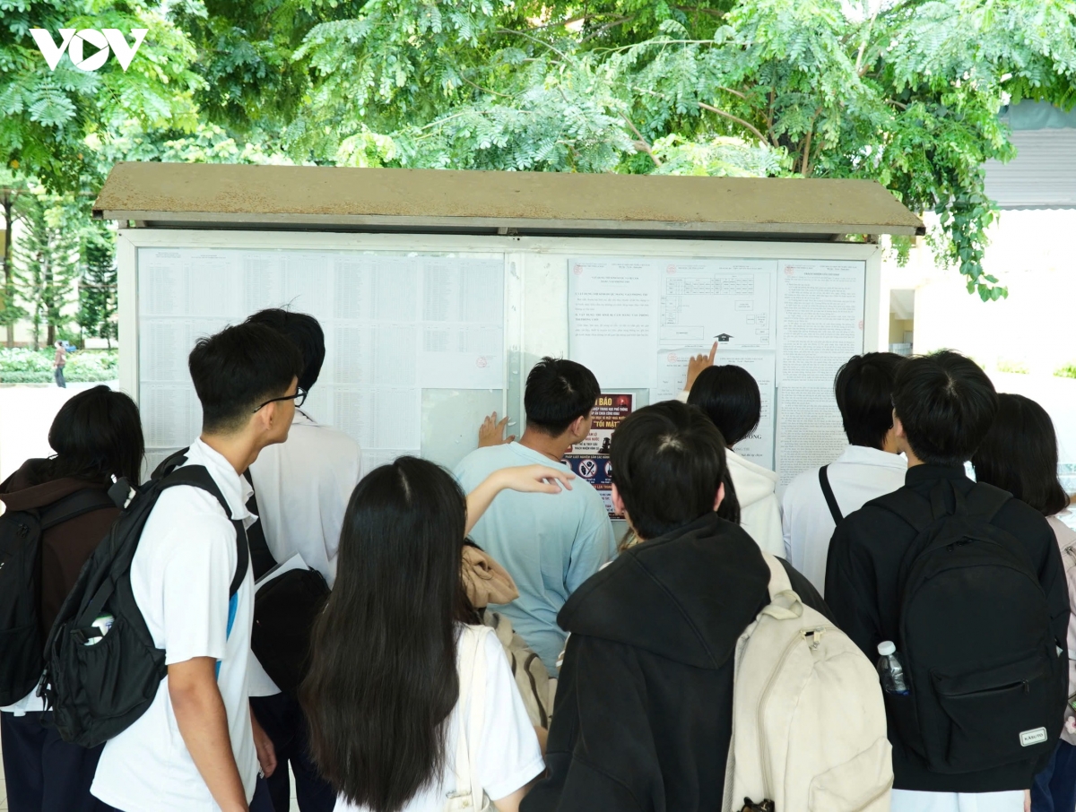 Về tiêu cực kỳ thi tốt nghiệp ở Cà Mau: Đăng tin là tài khoản ẩn danh