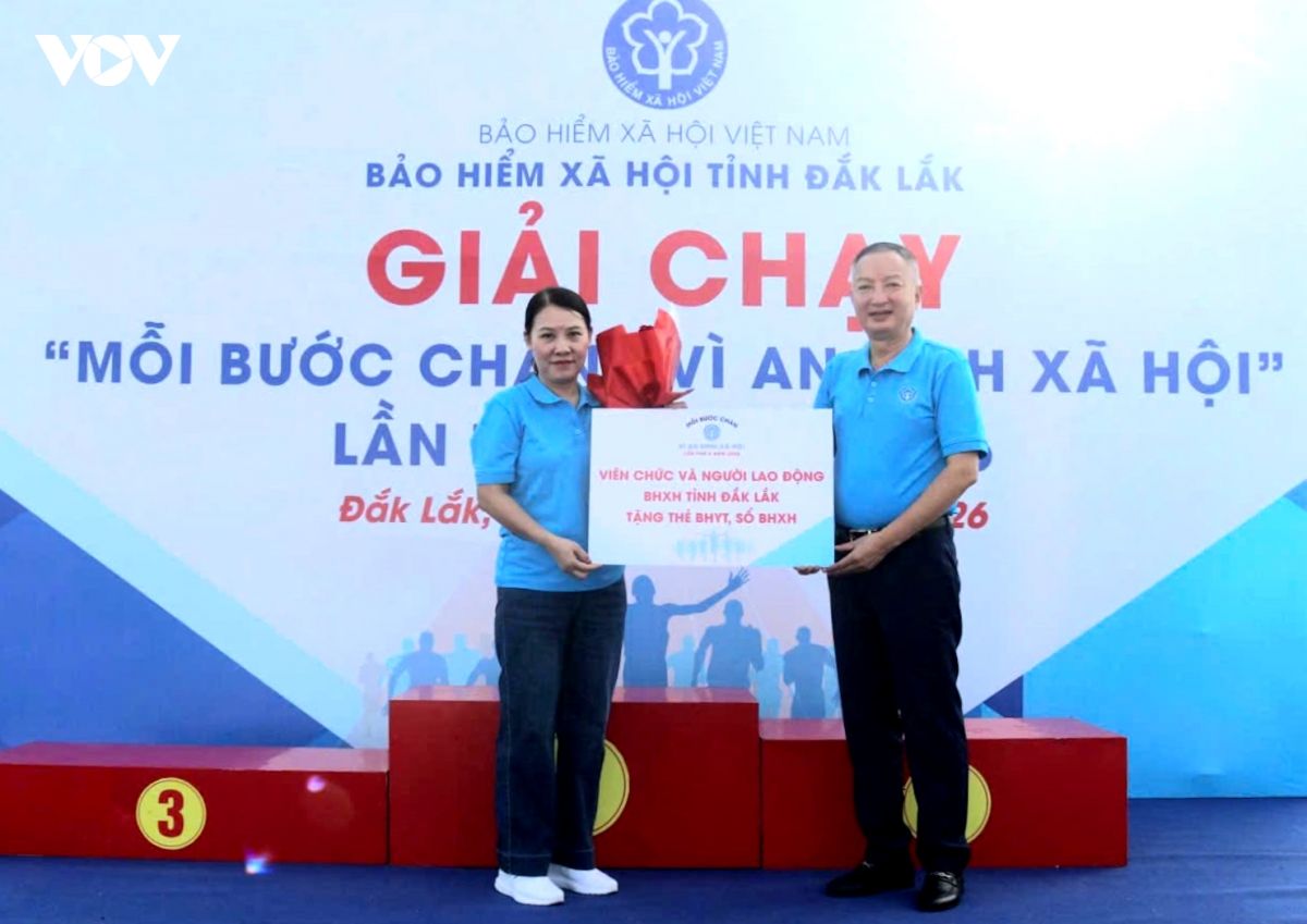 hon 700 trieu dong duoc huy dong tu giai chay moi buoc chan - vi an sinh xa hoi hinh anh 2