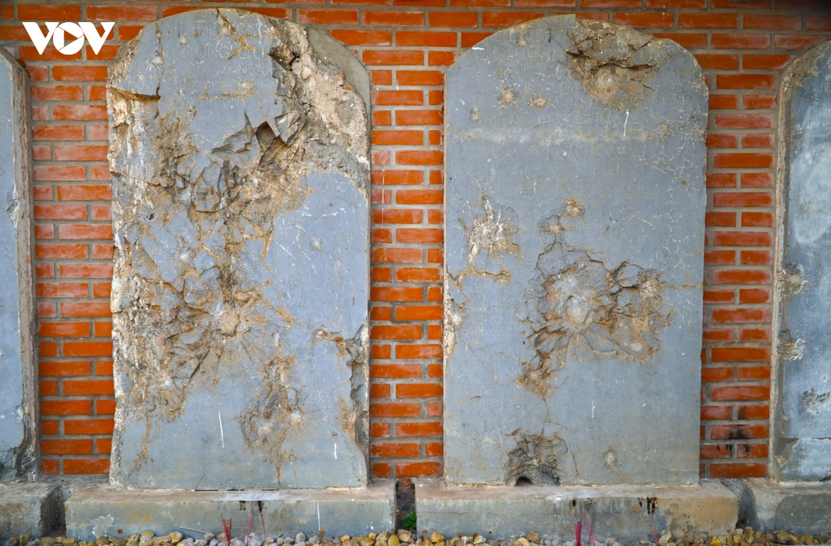 De nhung tam bia ghi danh tiep tuc ke chuyen ve nguoi anh hung hinh anh 5