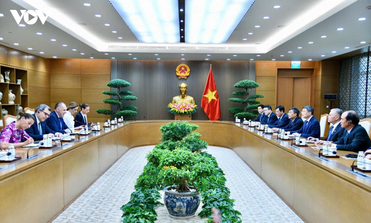 thu tuong le minh hung tiep bo truong ngoai giao cong hoa hy lap hinh anh 3
