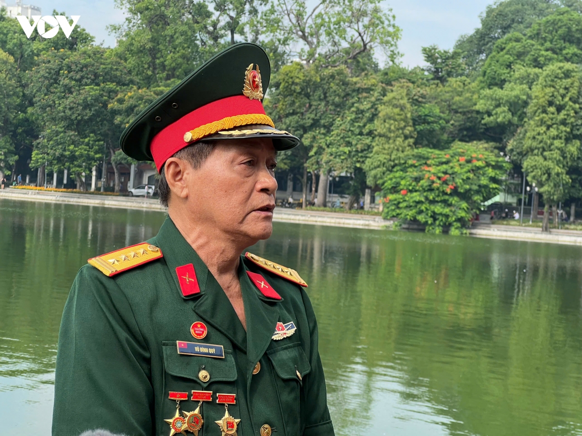 le lay nuoc ho guom tri an cac anh hung liet si tren song thach han, quang tri hinh anh 6