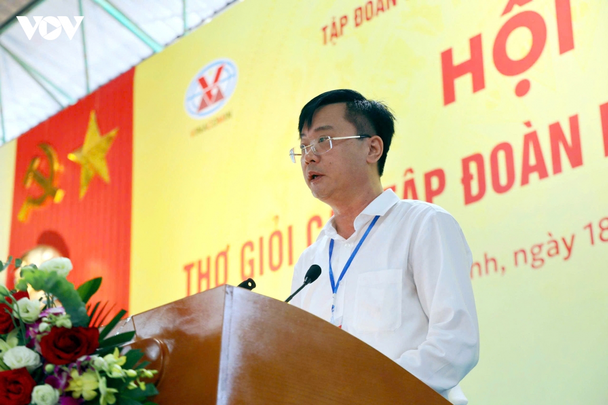 hon 500 cong nhan gioi, ren tay nghe lam chu cong nghe mo hien dai hinh anh 2