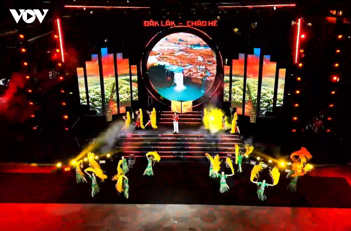 Dak lak to chuc dem nhac dj, lam moi san pham du lich dem hinh anh 2