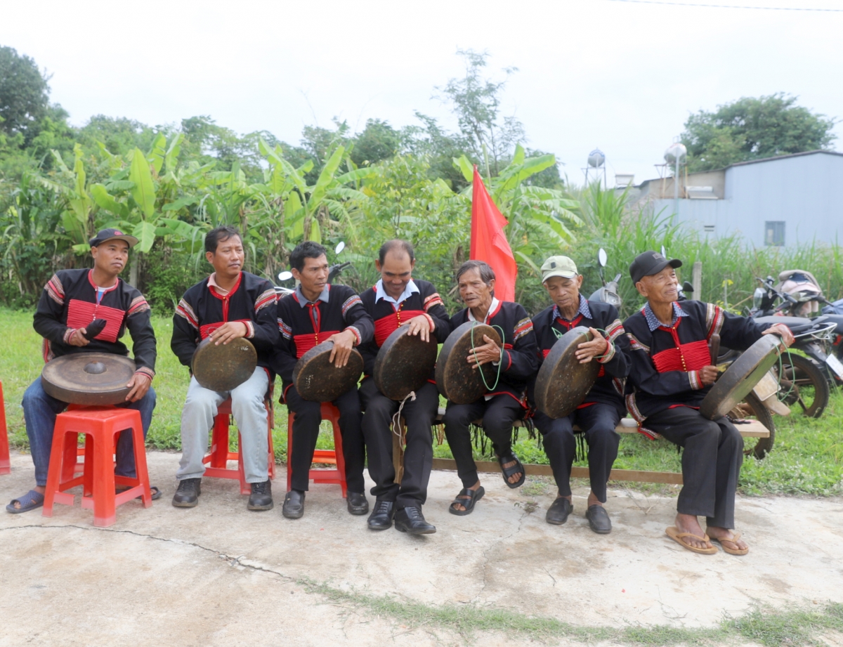 le hoi sau rieng Dak lak ngay hoi nganh hang ty do, danh thuc ban sac buon lang hinh anh 1