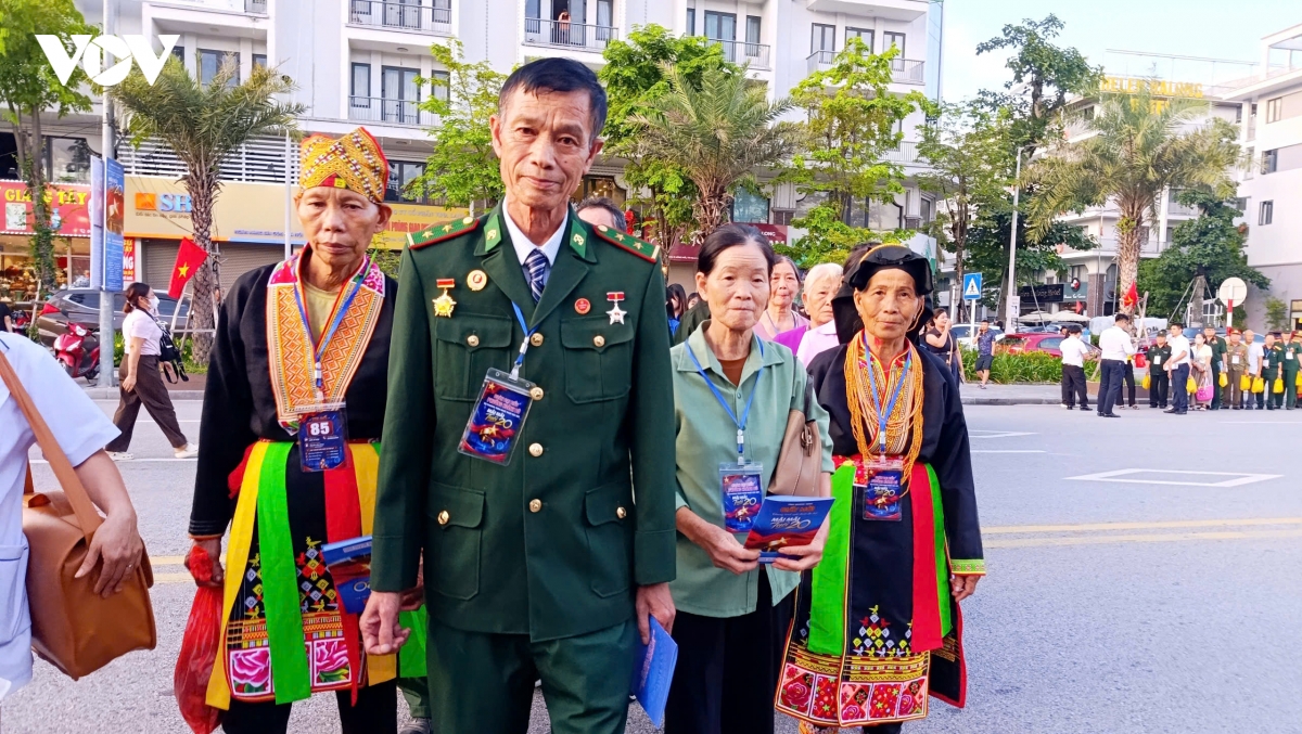mai mai tuoi 20 Dem tri an lay dong long nguoi hinh anh 2