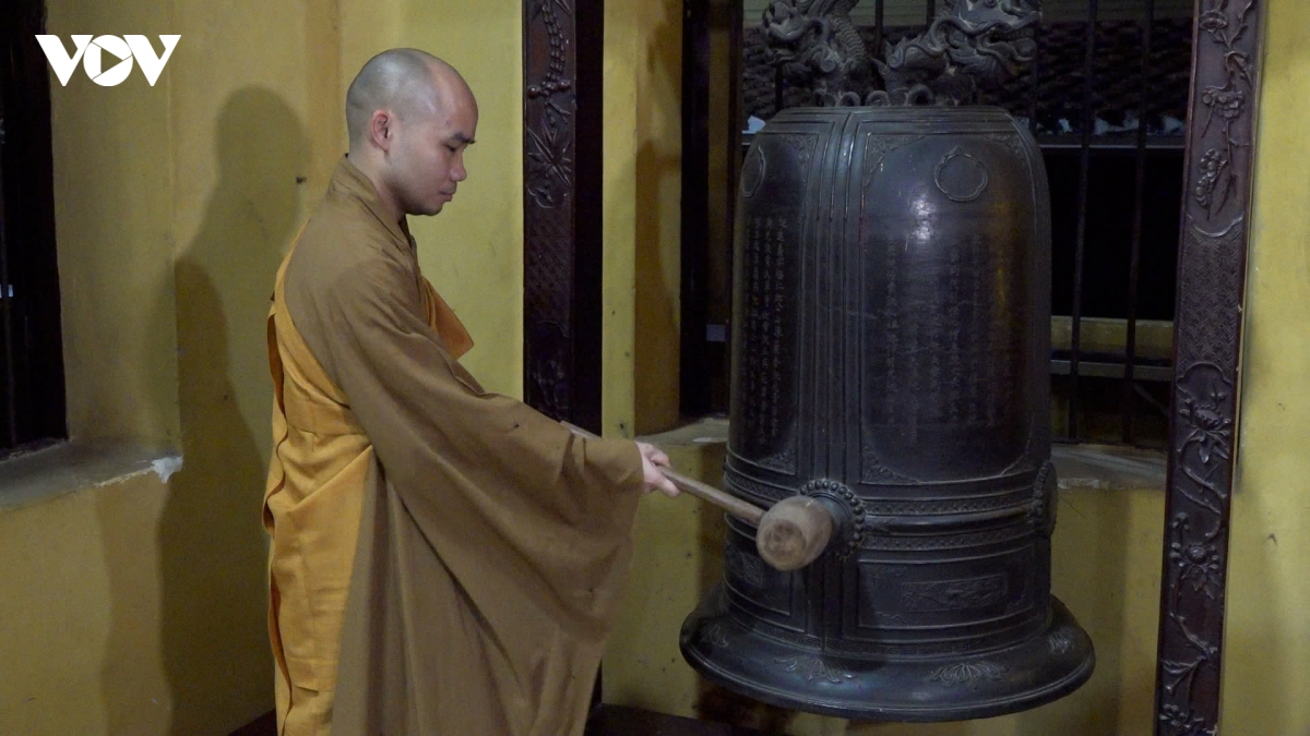 ba hoi chuong, trong bat nha vong khap 18.000 chua tuong niem cac anh hung liet si hinh anh 2