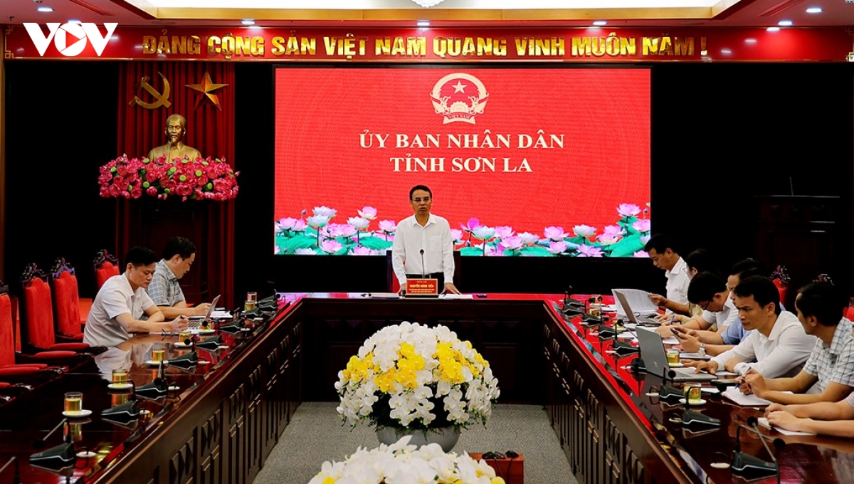 Day nhanh tien do thi cong cac du an dan cu, giao thong vung thien tai o son la hinh anh 2