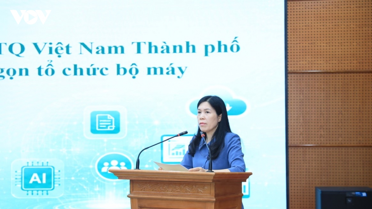 bi thu ha noi phat hien tieu cuc thi mat tran phan anh ngay bang van ban hinh anh 1